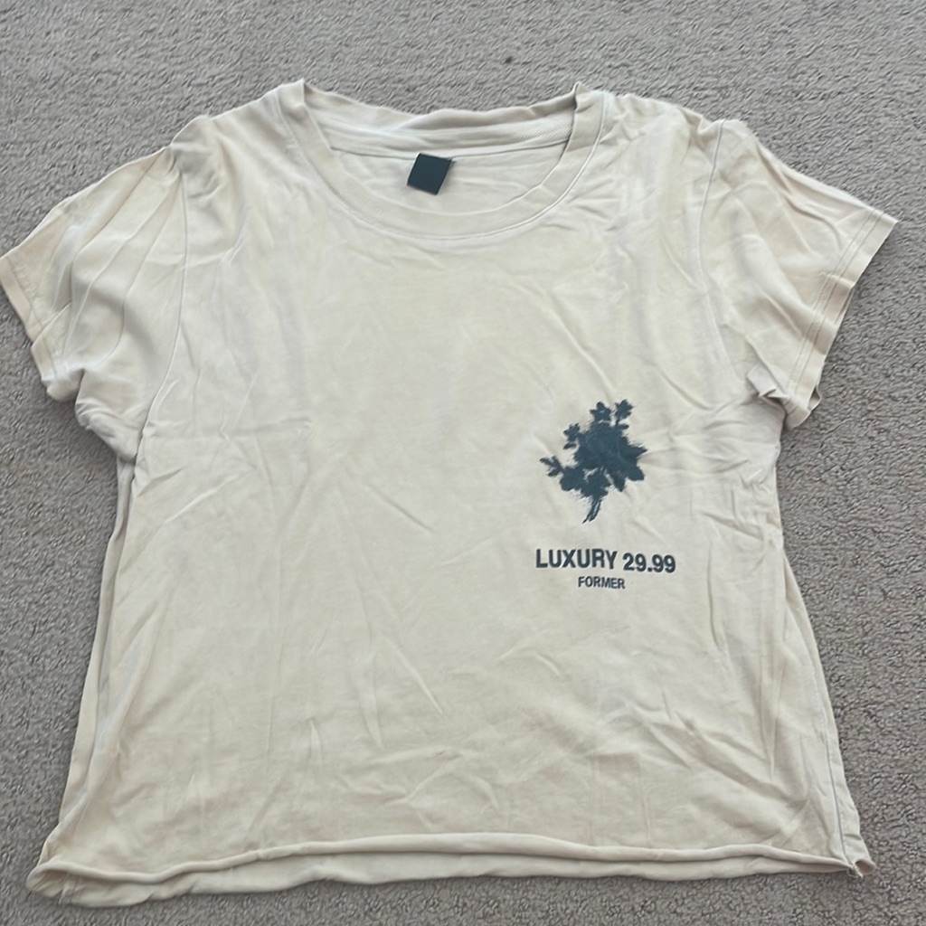 Former Tee